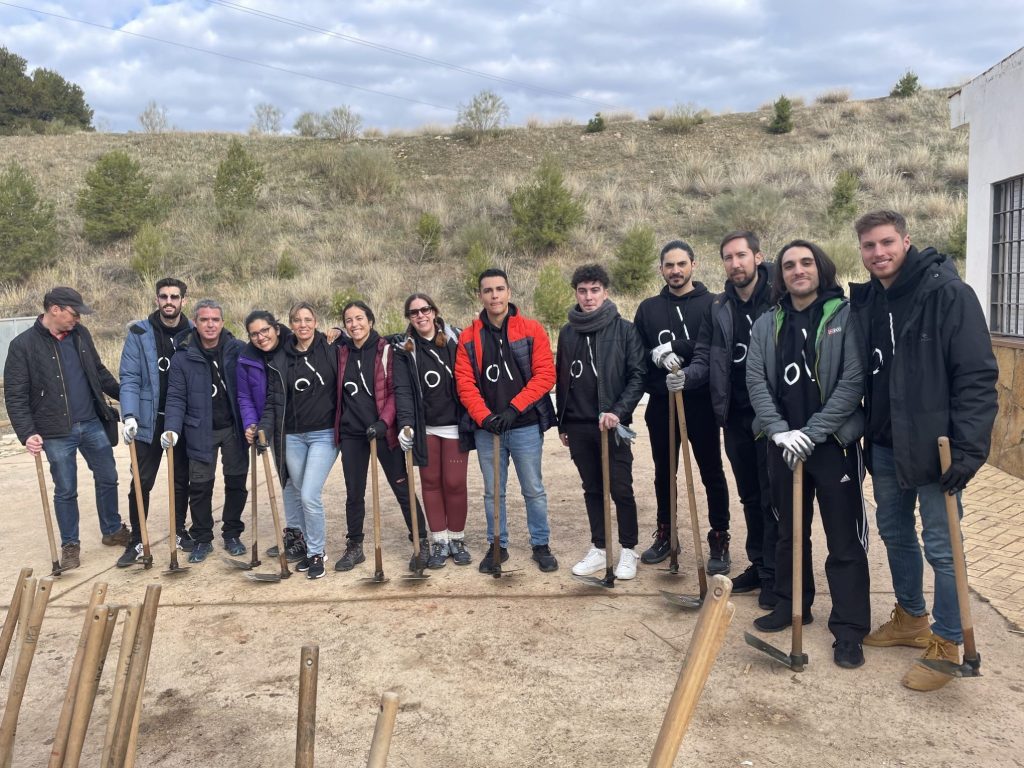 ESG Arribatec stock exchange planting flowers for the bees